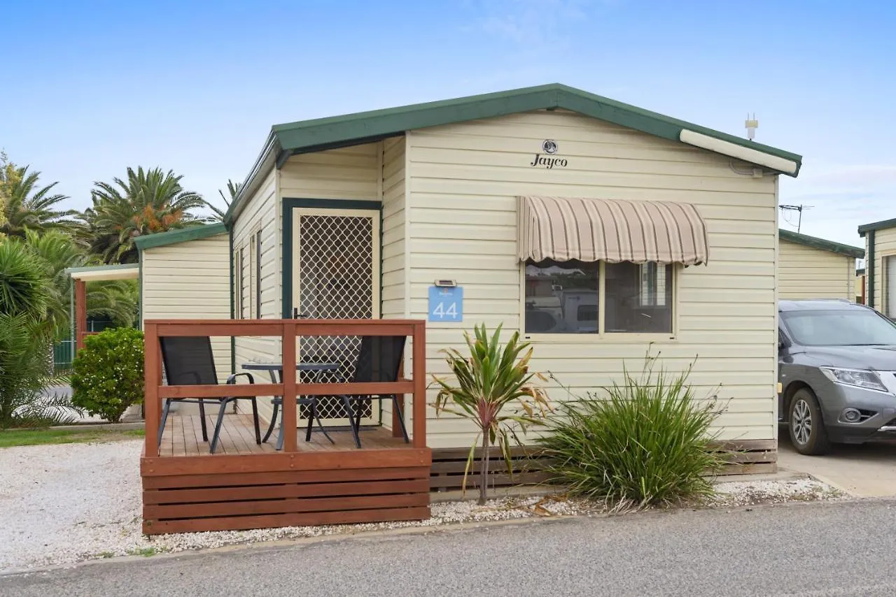 Discovery Parks - Adelaide Beachfront