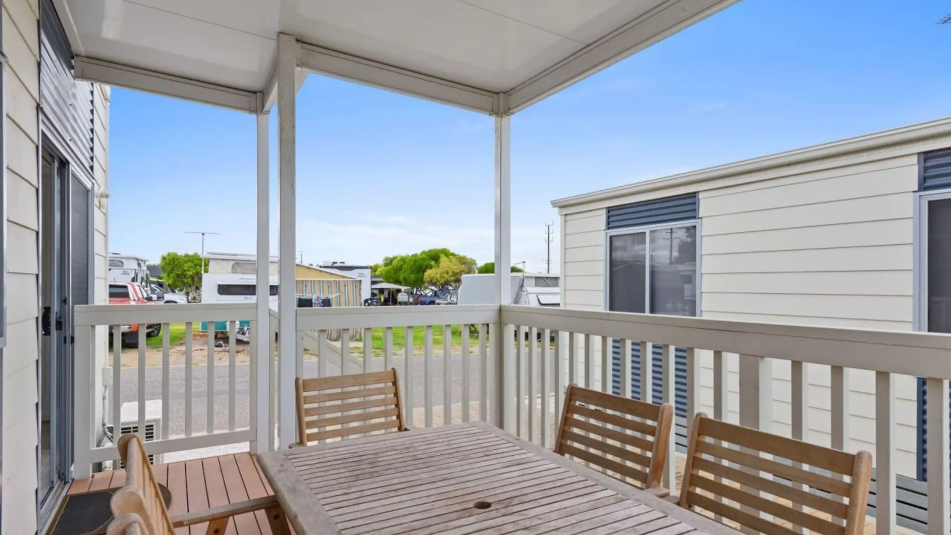 Discovery Parks - Adelaide Beachfront